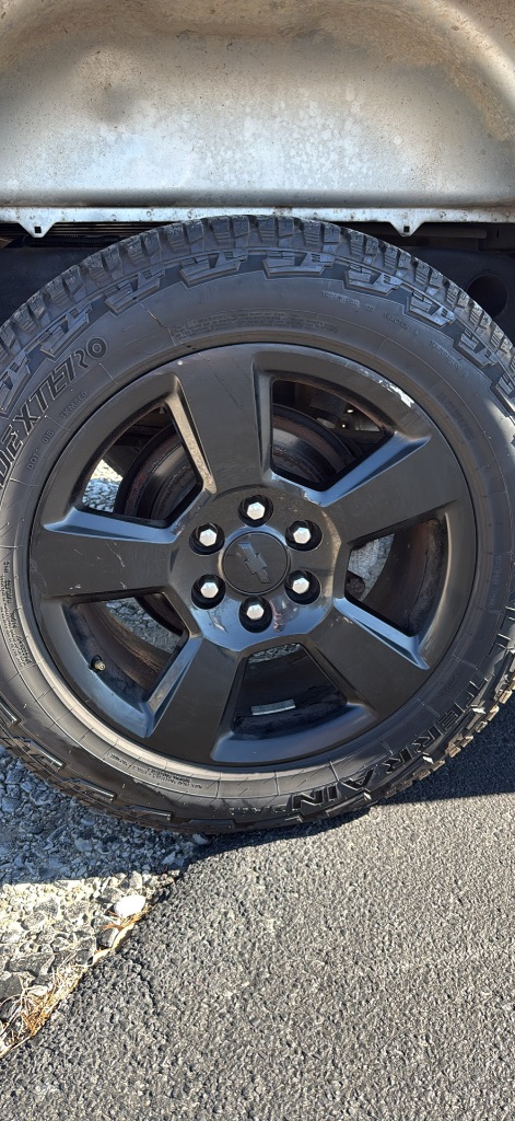 2018 Chevrolet Silverado 1500 Custom - Photo 15